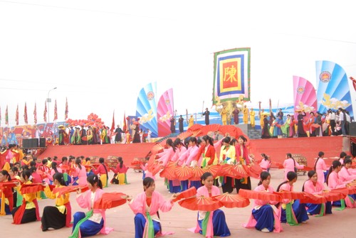 Tran temple festival opens in Thai Binh province - ảnh 1